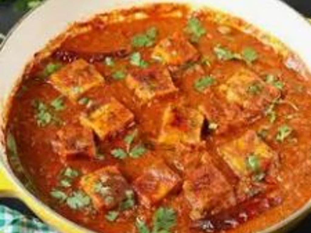 DHABA STYLE PANEER CURRY