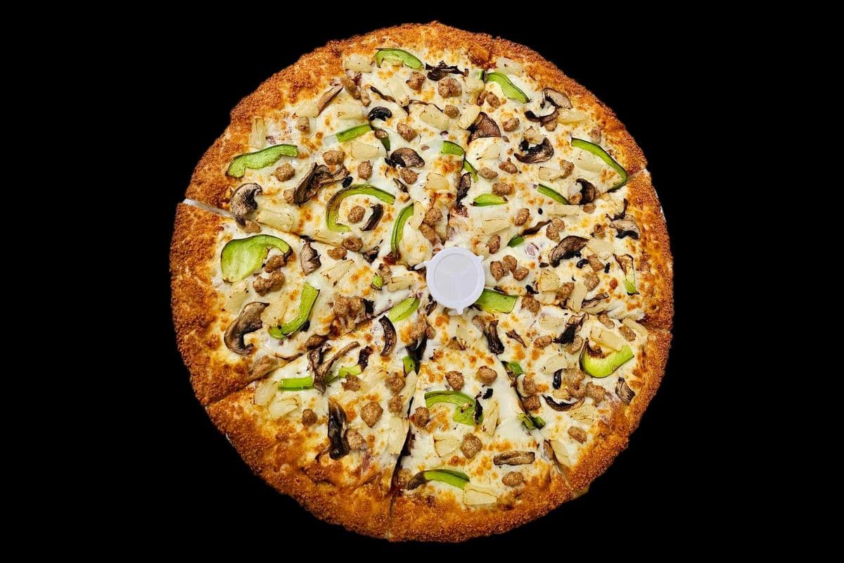 Salami Supreme Pizza- 16" Extra-Large (Fall Special)