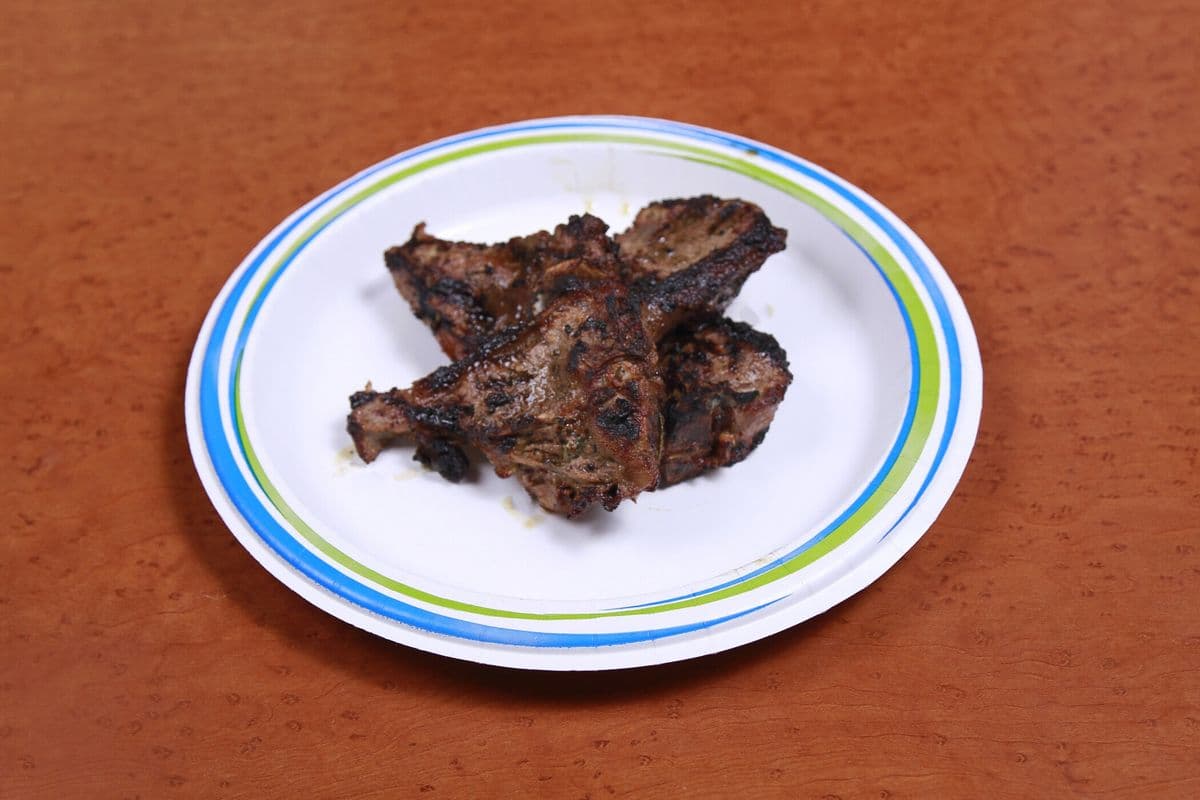 Côtelettes d'agneau (4) / Lamb Chops (4)