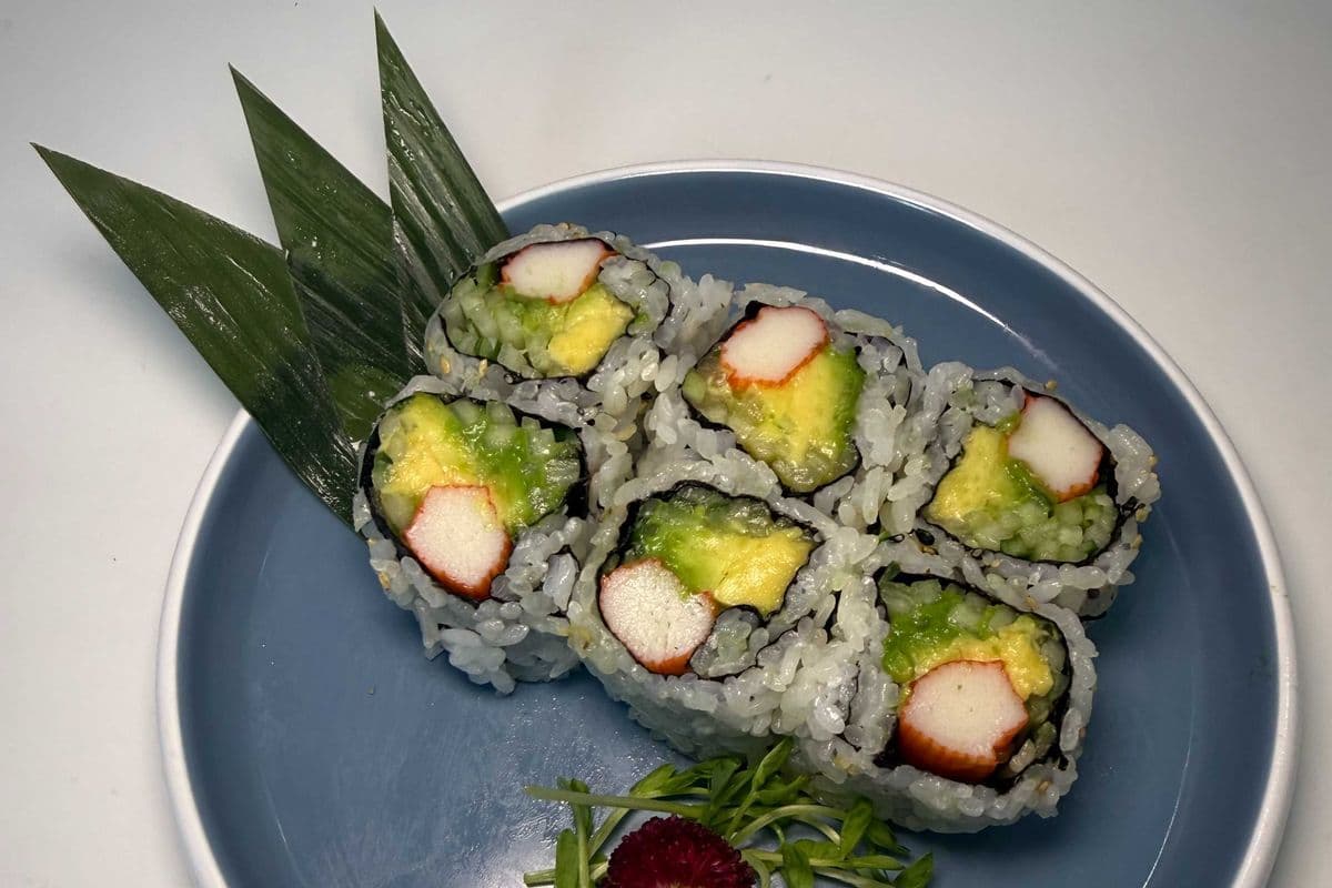 R6. California Roll (6 pcs) 加州卷