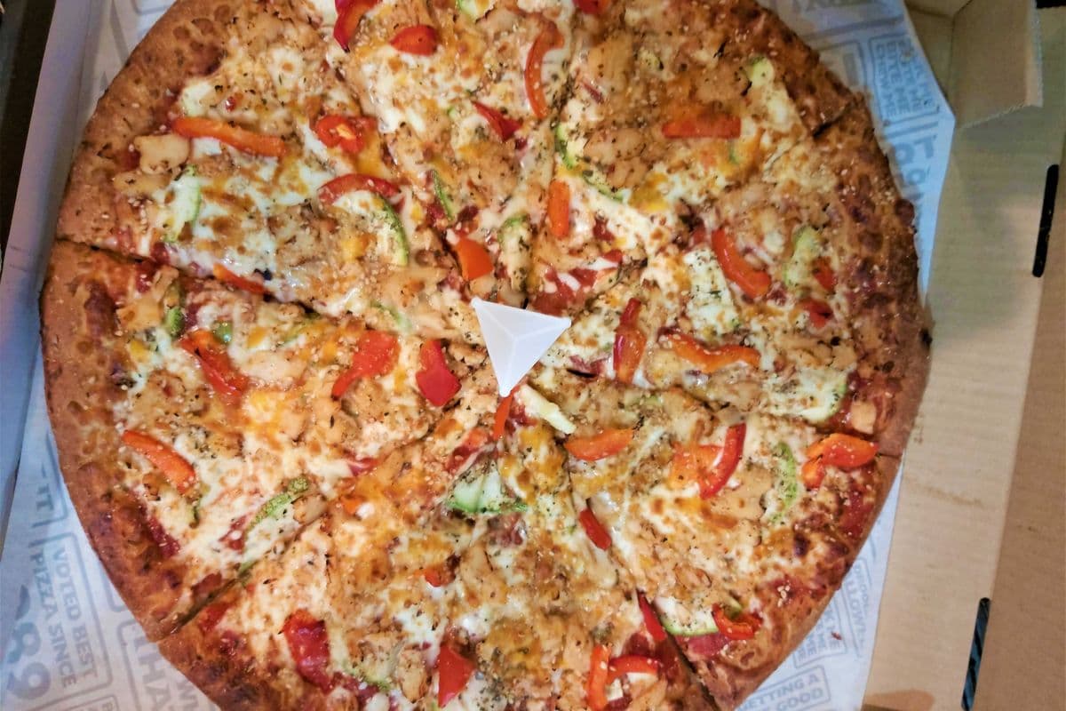 Szechuan Chicken Pizza