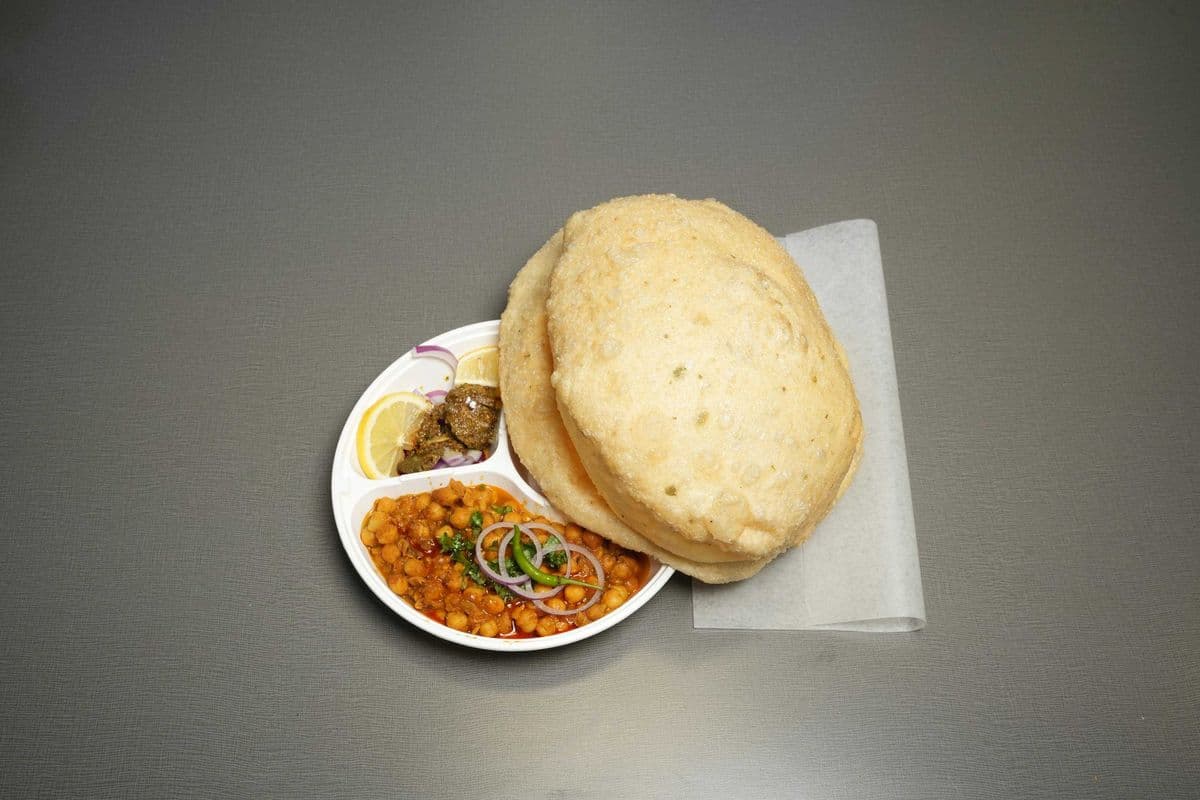 Chana Bhatura