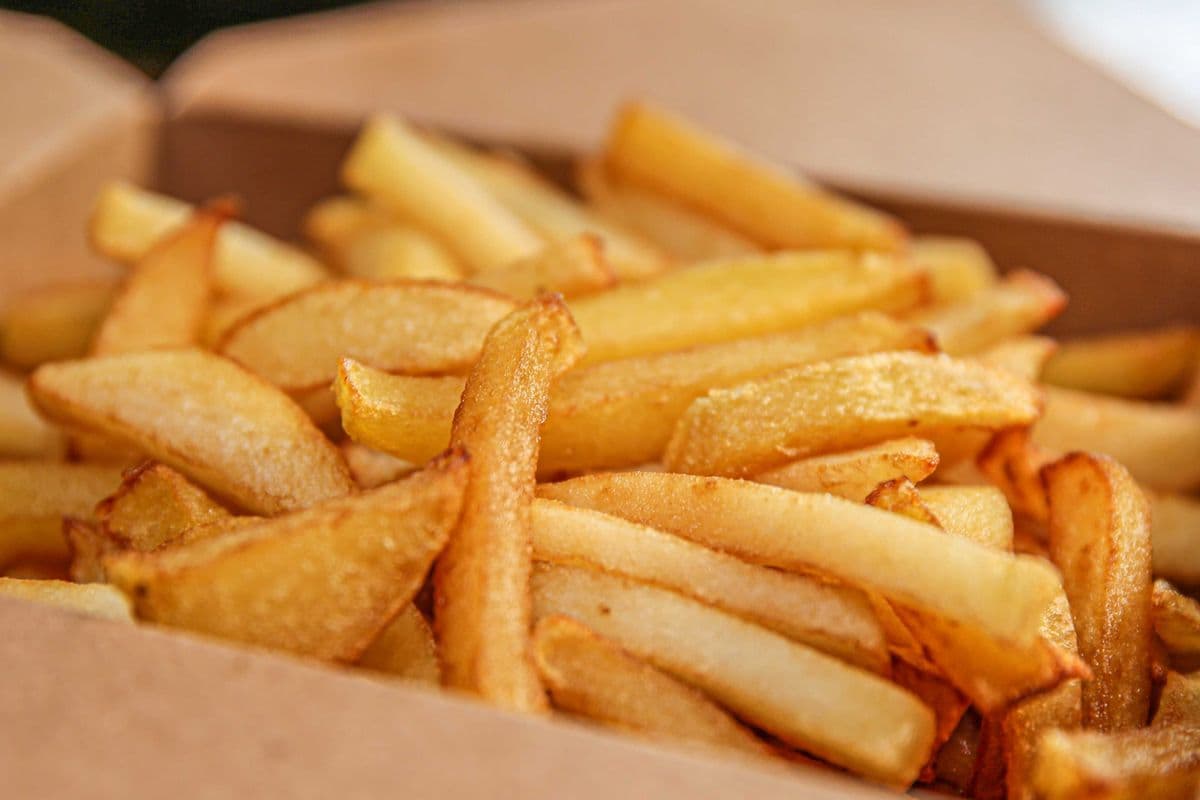 Regular Hand-Cut Fries (200 g)