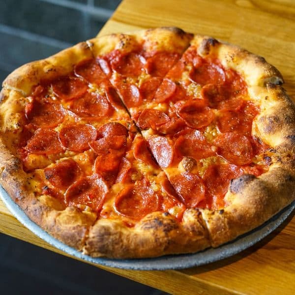 CLASSIC PEPPERONI PIZZA