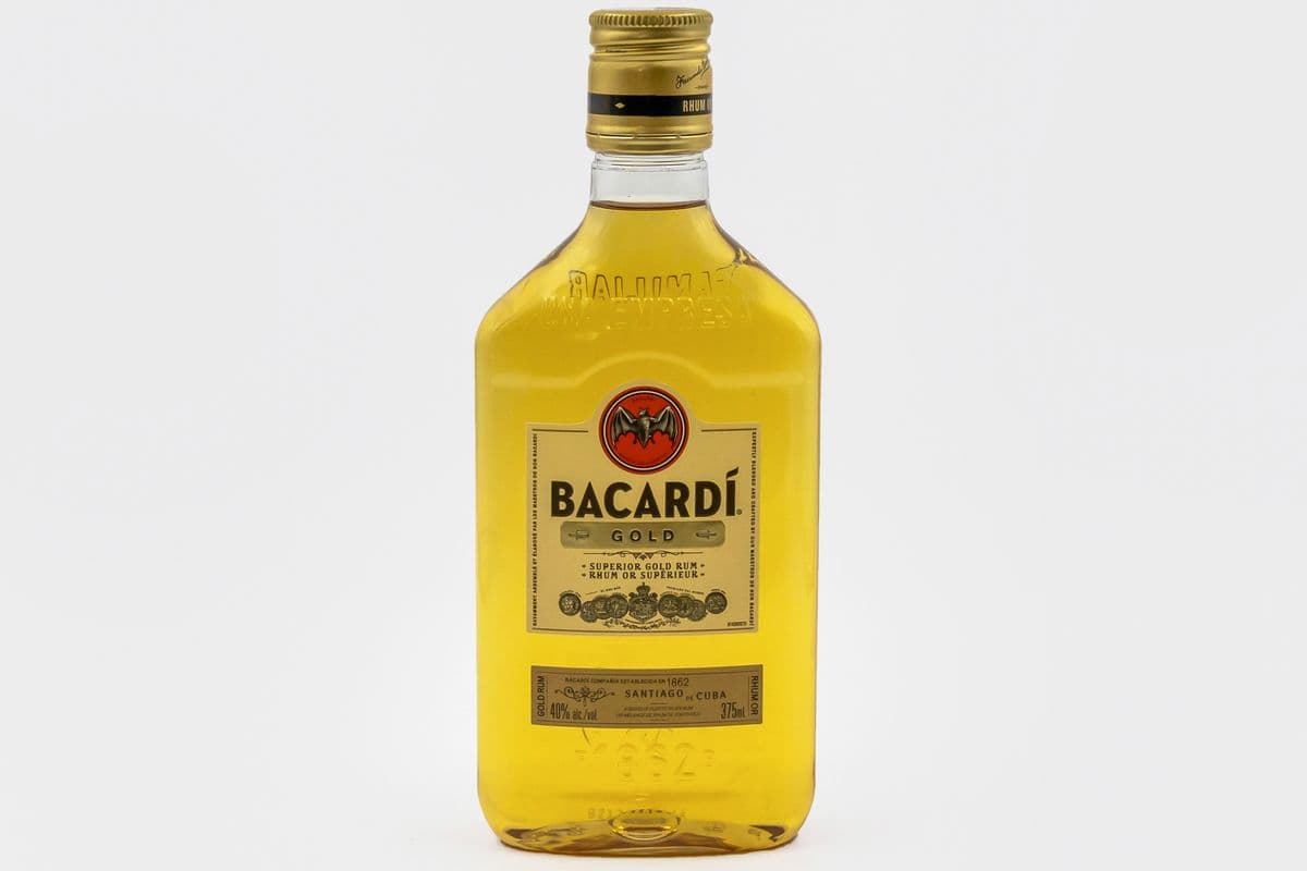 Bacardi Gold Rum (1 x 375 ml)