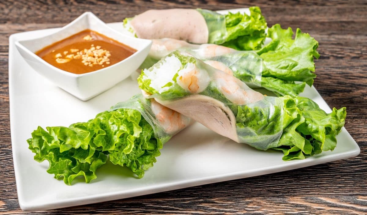 A2. Salad Roll - 2 Rolls - OO