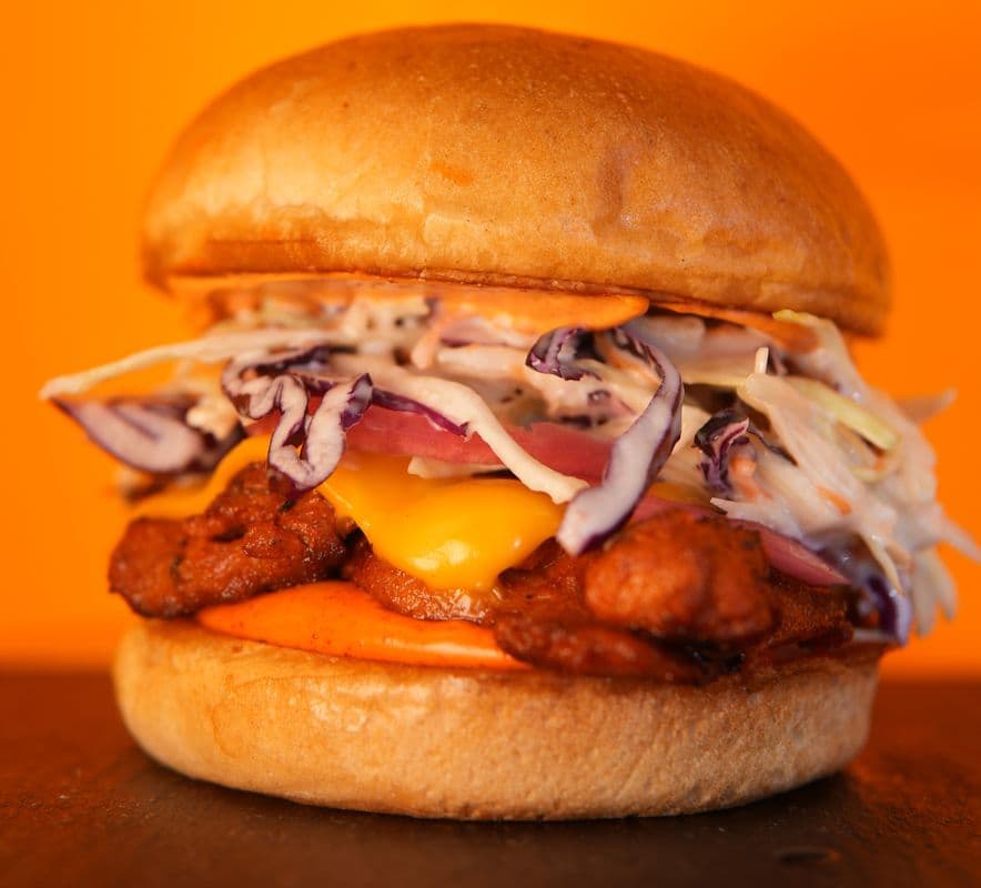 TANDOORI CHICKEN BURGER