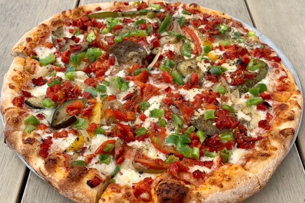 21" Tray Giardino - Vegetarian Delight Pizza