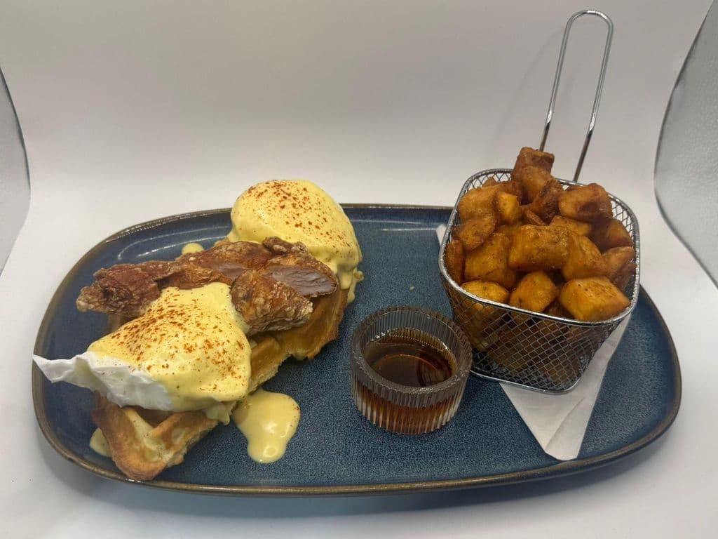 Chicken & Waffle Benny