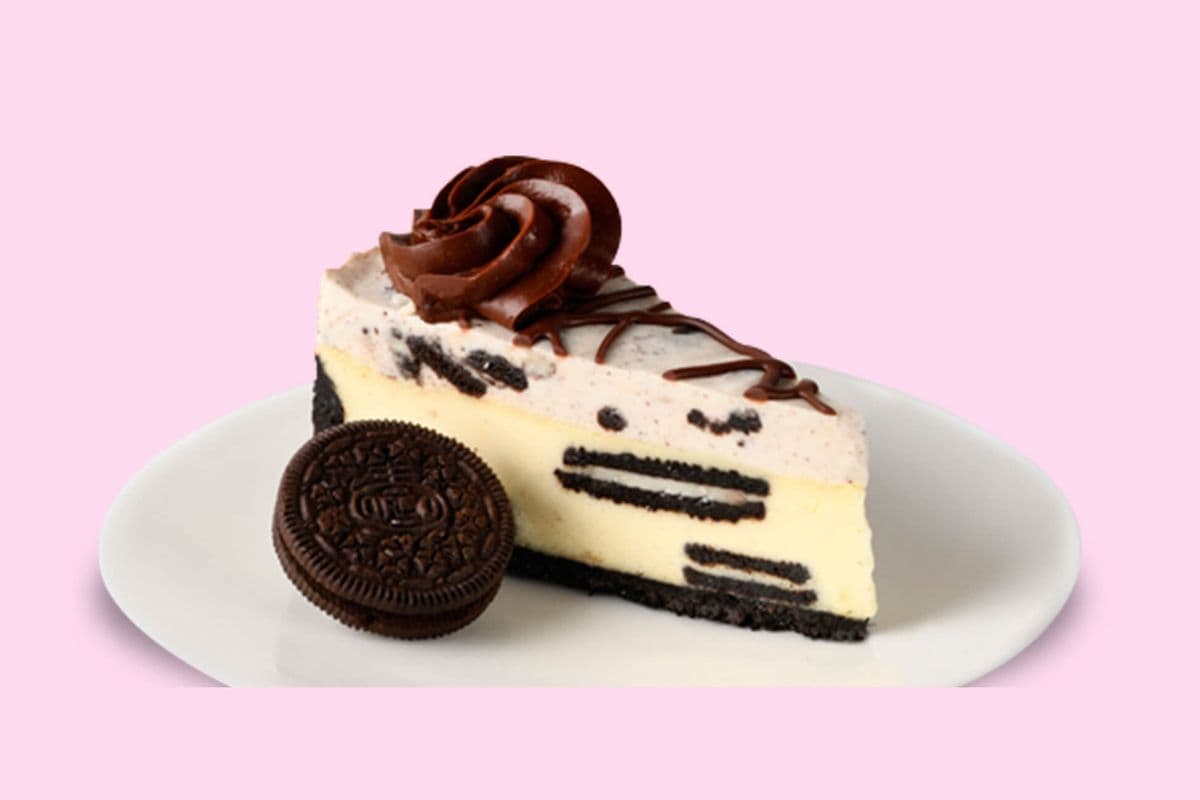 Oreo Cookies and Cream Cheesecake