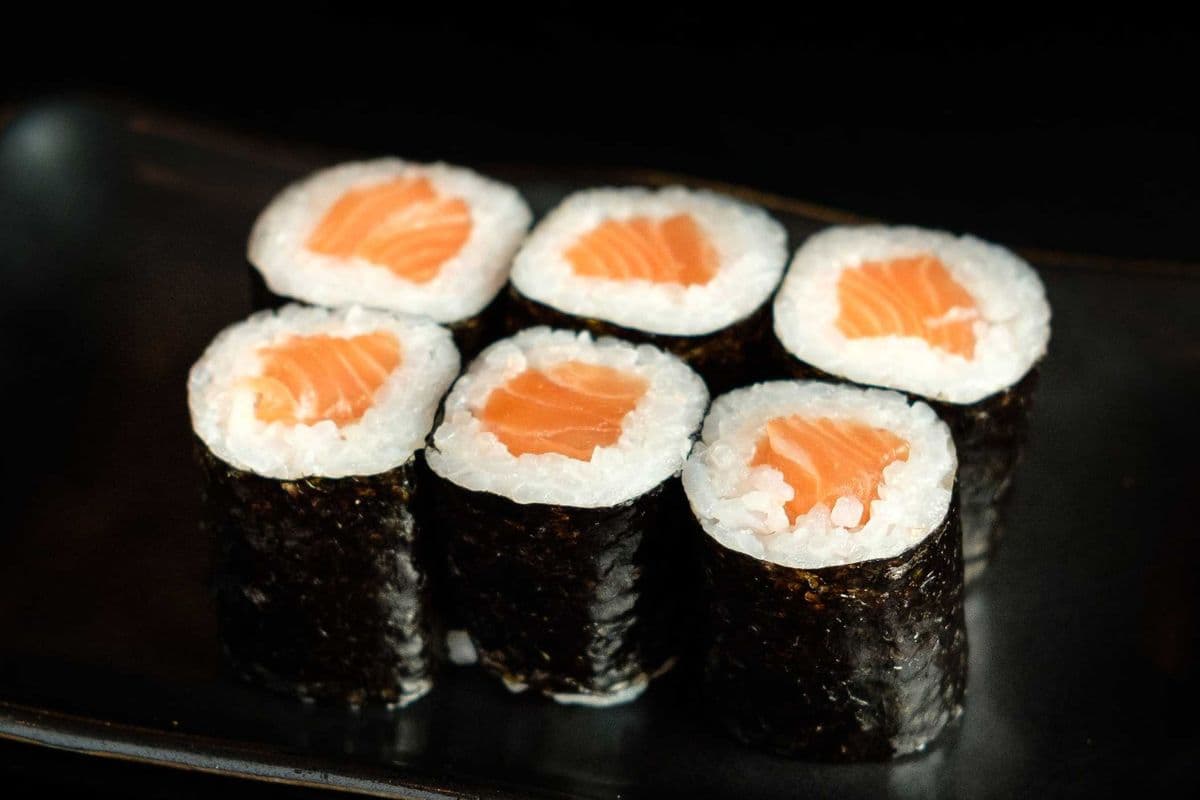 Salmon Maki
