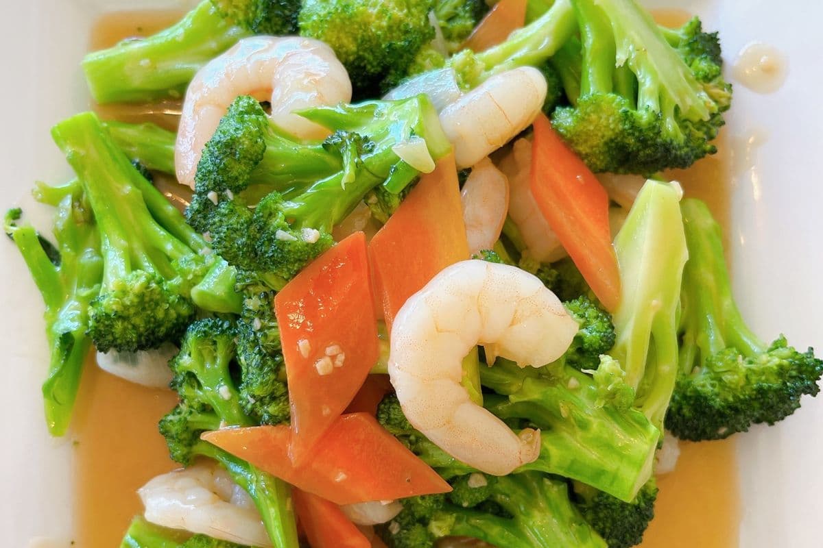 P04. Shrimp with Broccoli 西兰花虾仁