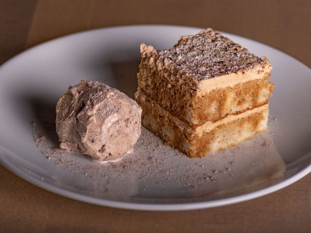 Tiramisu Cake & Ice Cream