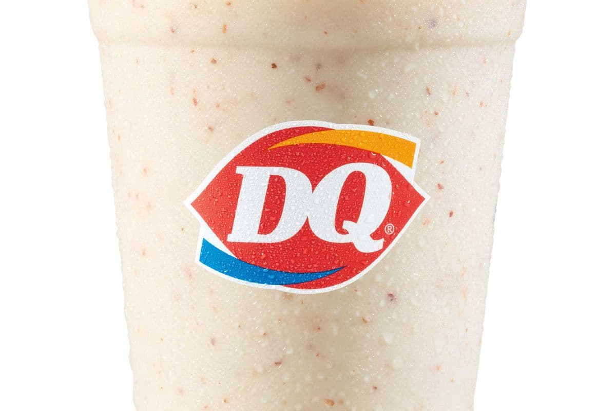 DQ® Coolers Pineapple Lemonade with Tajin®