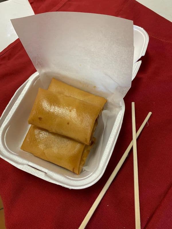 Tasty Egg Rolls ( 3pcs)