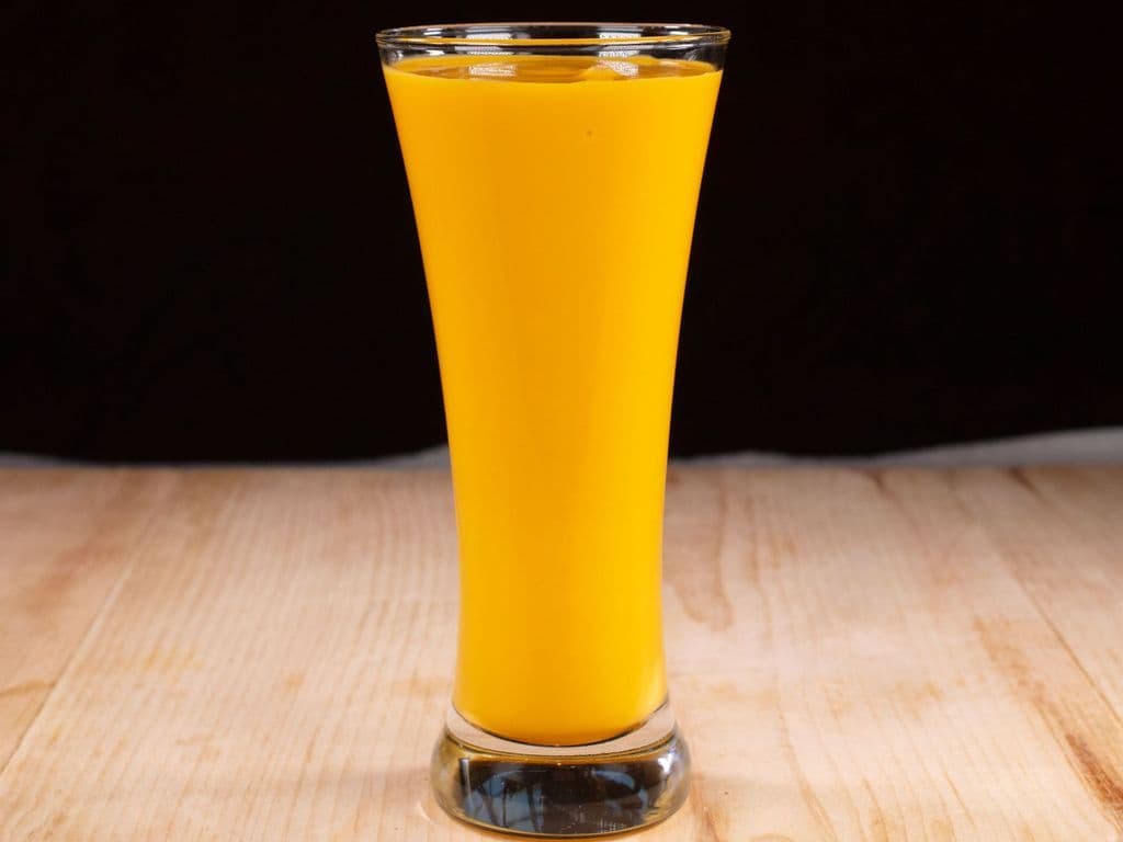 MANGO LASSI.