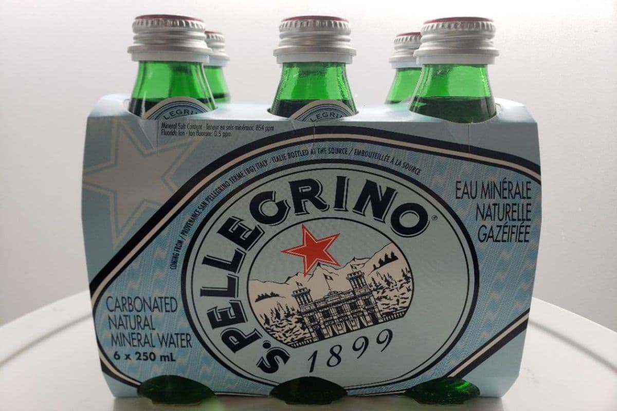 San Pellegrino Sparkling Water (250 ml)