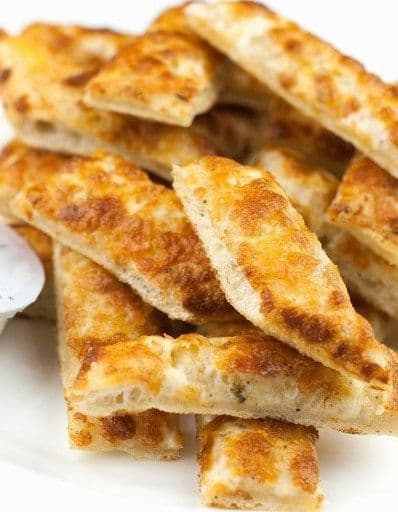 Garlic Fingers with Marinara Sauce
