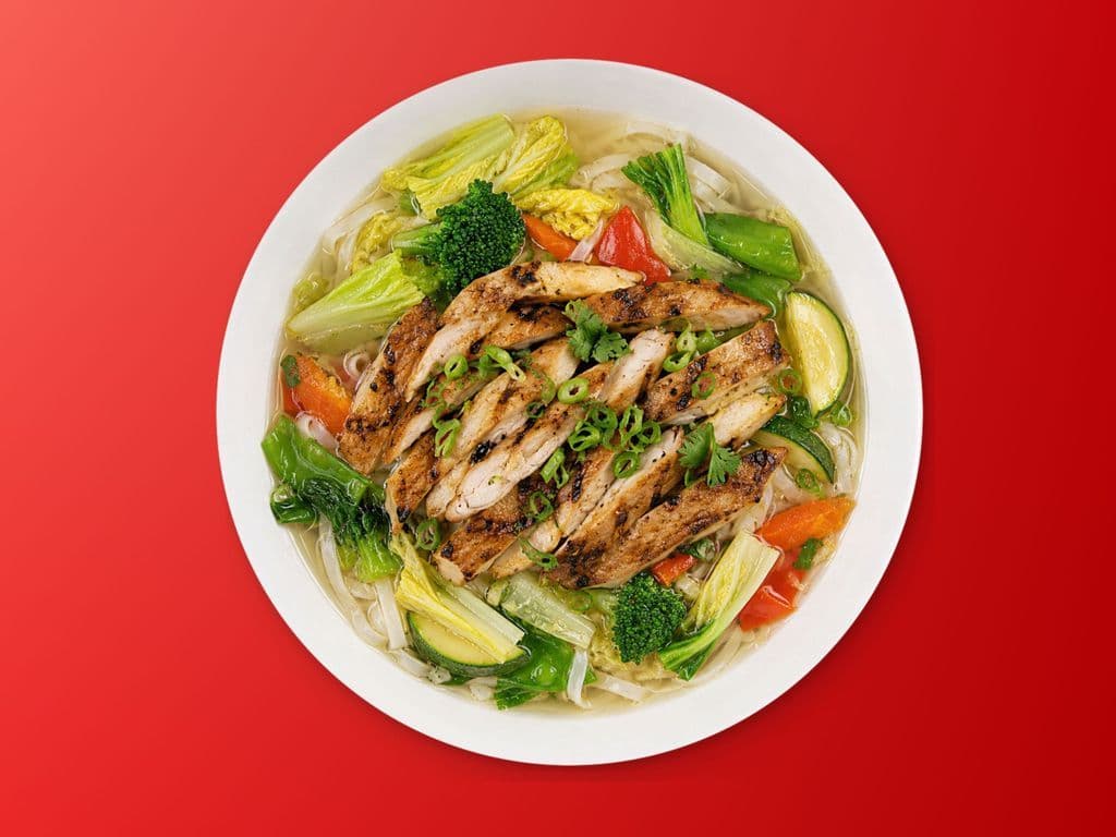 Pho poulet grillé