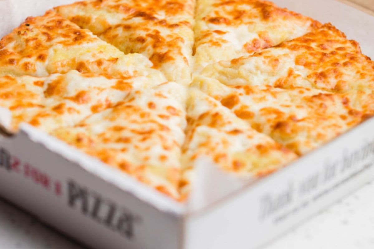 14" Large Single Four Cheese Pleaser Pizza