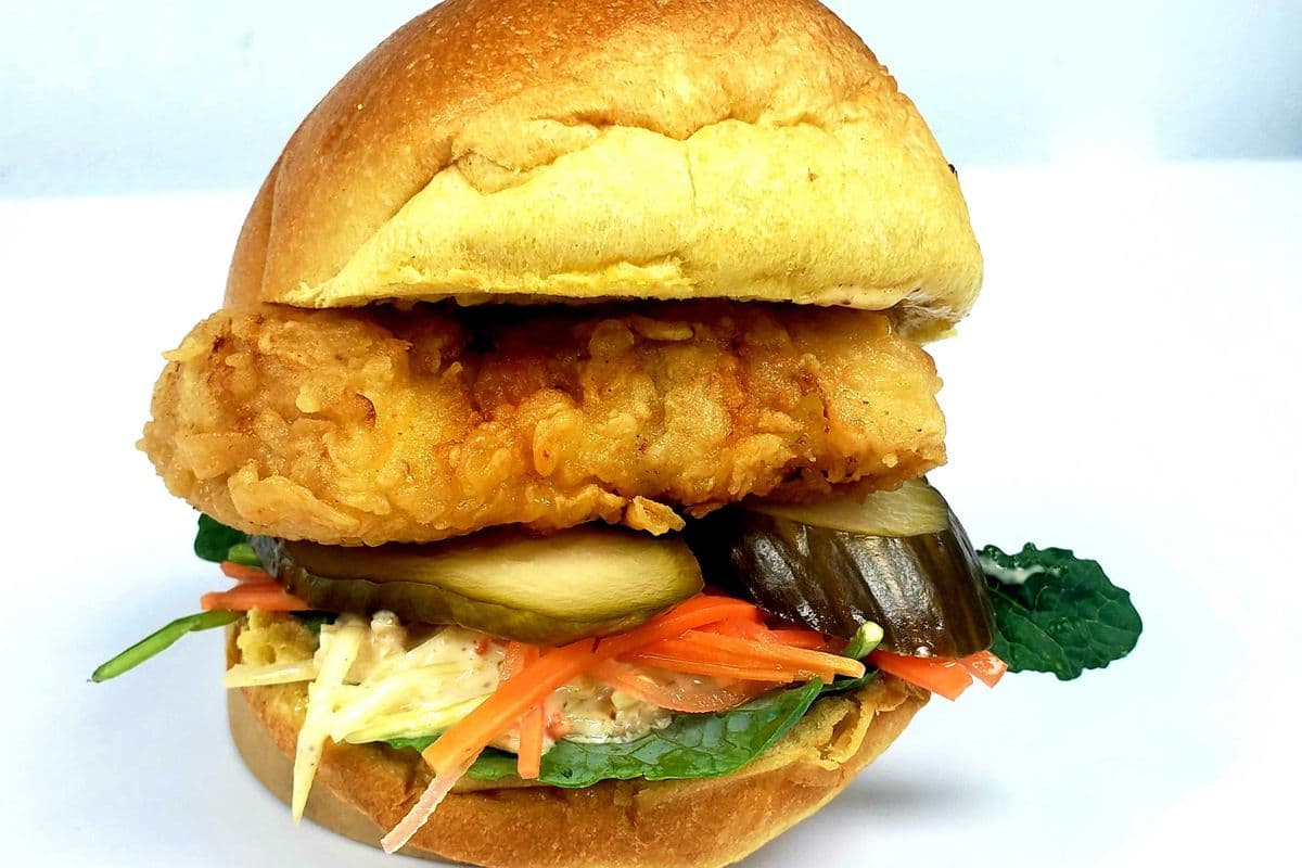 Sandwich de poisson frit / Fried Fish Sandwich