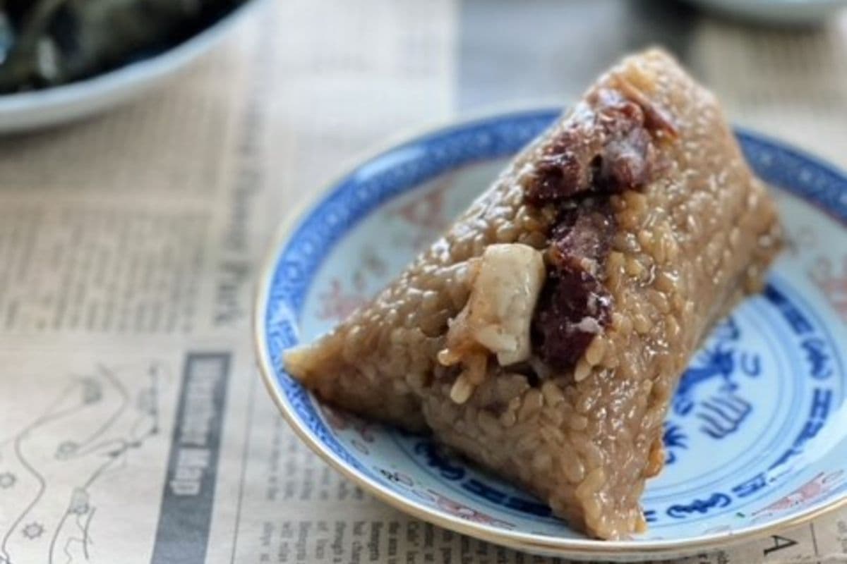 Sticky Wrapped Rice with Pork Belly (800 gm) (3 pcs) ((800 gm) (3 pcs))