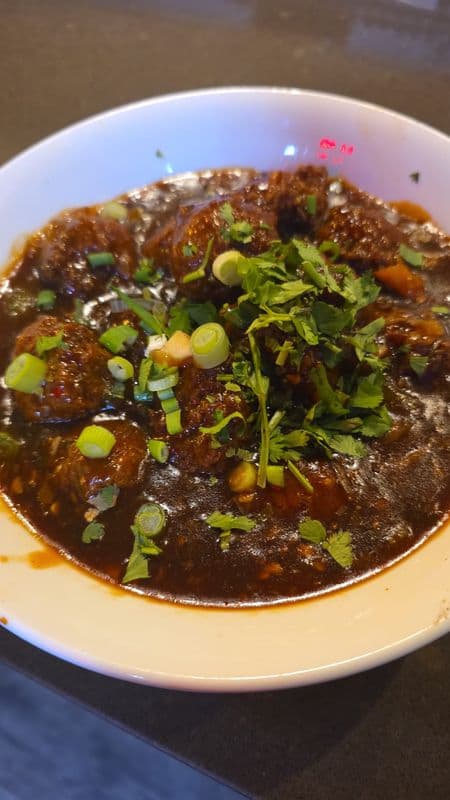 Veg Manchurian (13Pcs) 