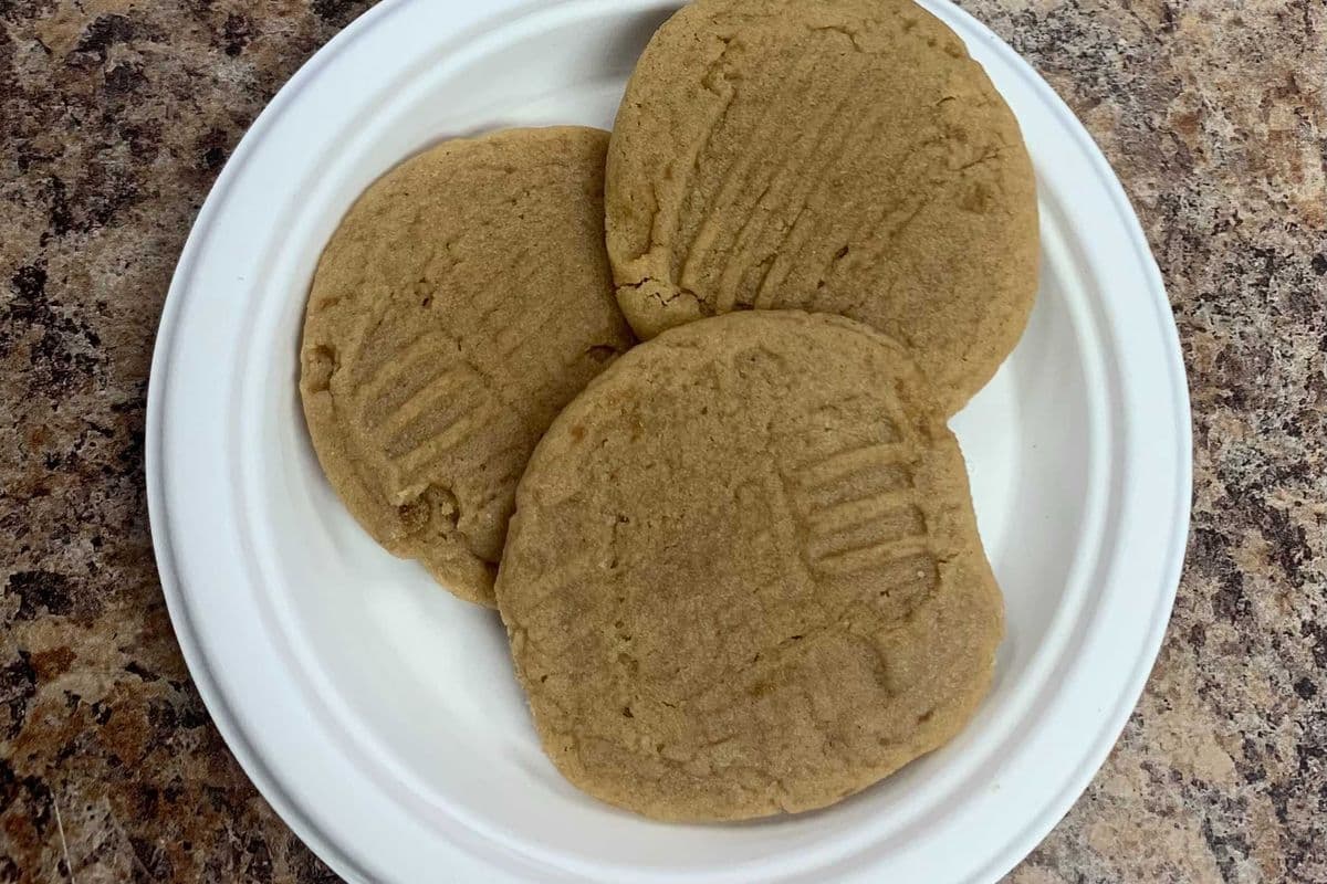 Peanut Butter Cookies (3 oz)