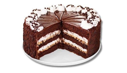 Marshmallow Cookie Dough Cake / Gâteau à la pâte à biscuits et à la guimauve