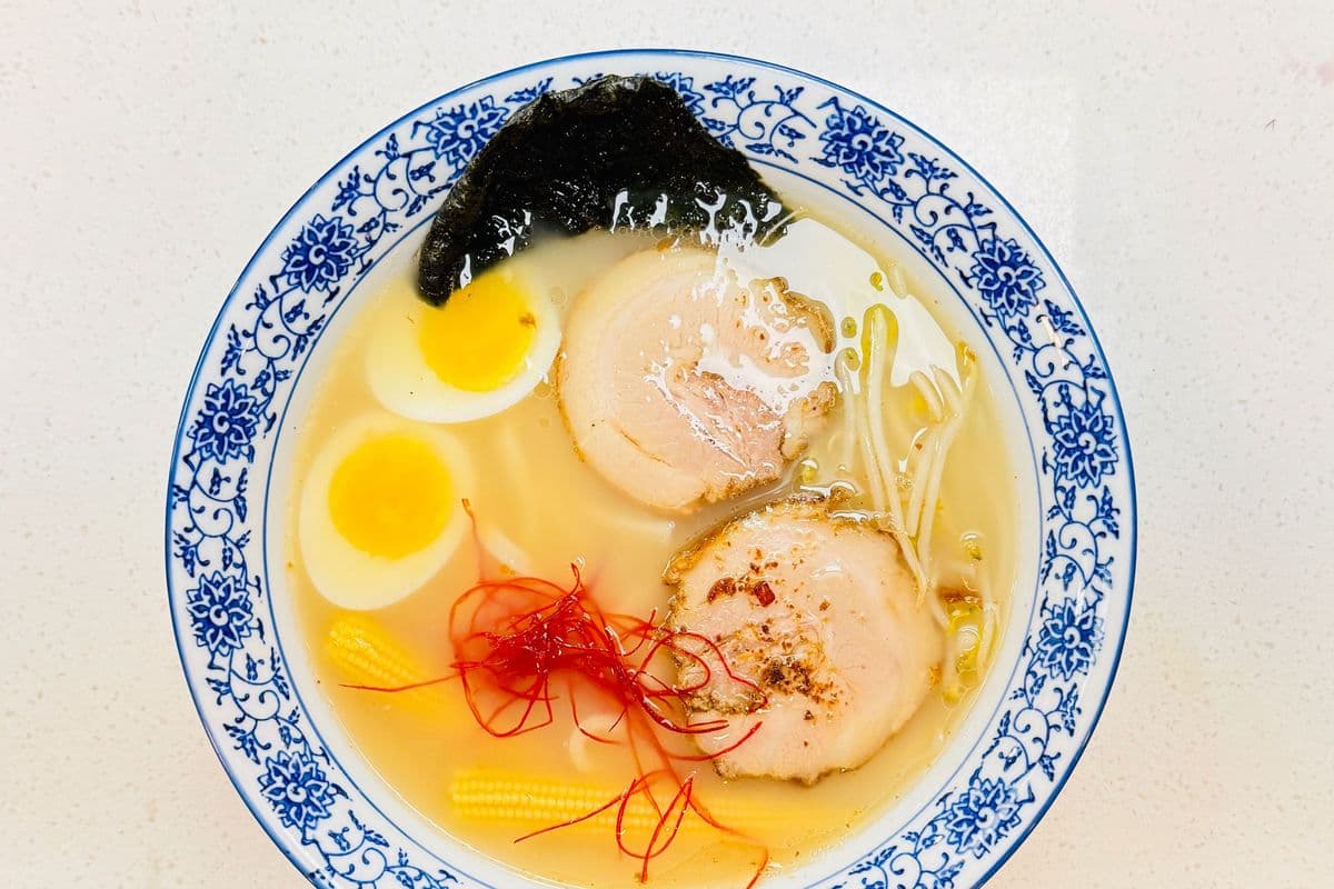 F6 叉烧面 Char Siu Pork Noodle Soup