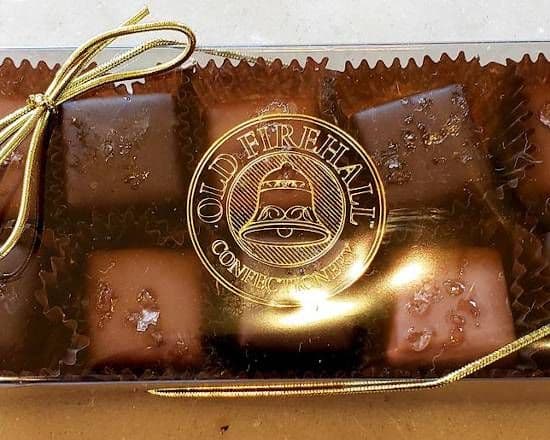 Box of Assorted Caramels (10 pcs)