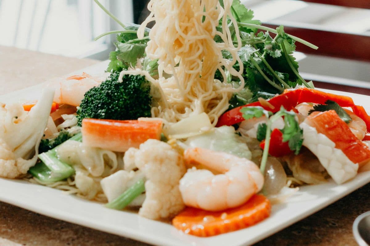 75. Season Mixed Vegetables Stir Fry with Noodles