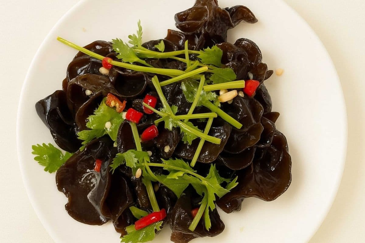 A2. Spicy Woodear Mushroom Salad(Spicy) - 香辣涼拌木耳(辣)