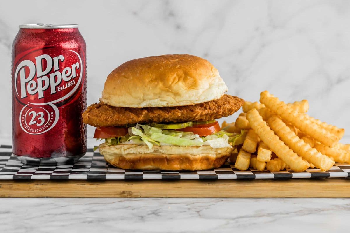 CHICKEN BURGER COMBO - D