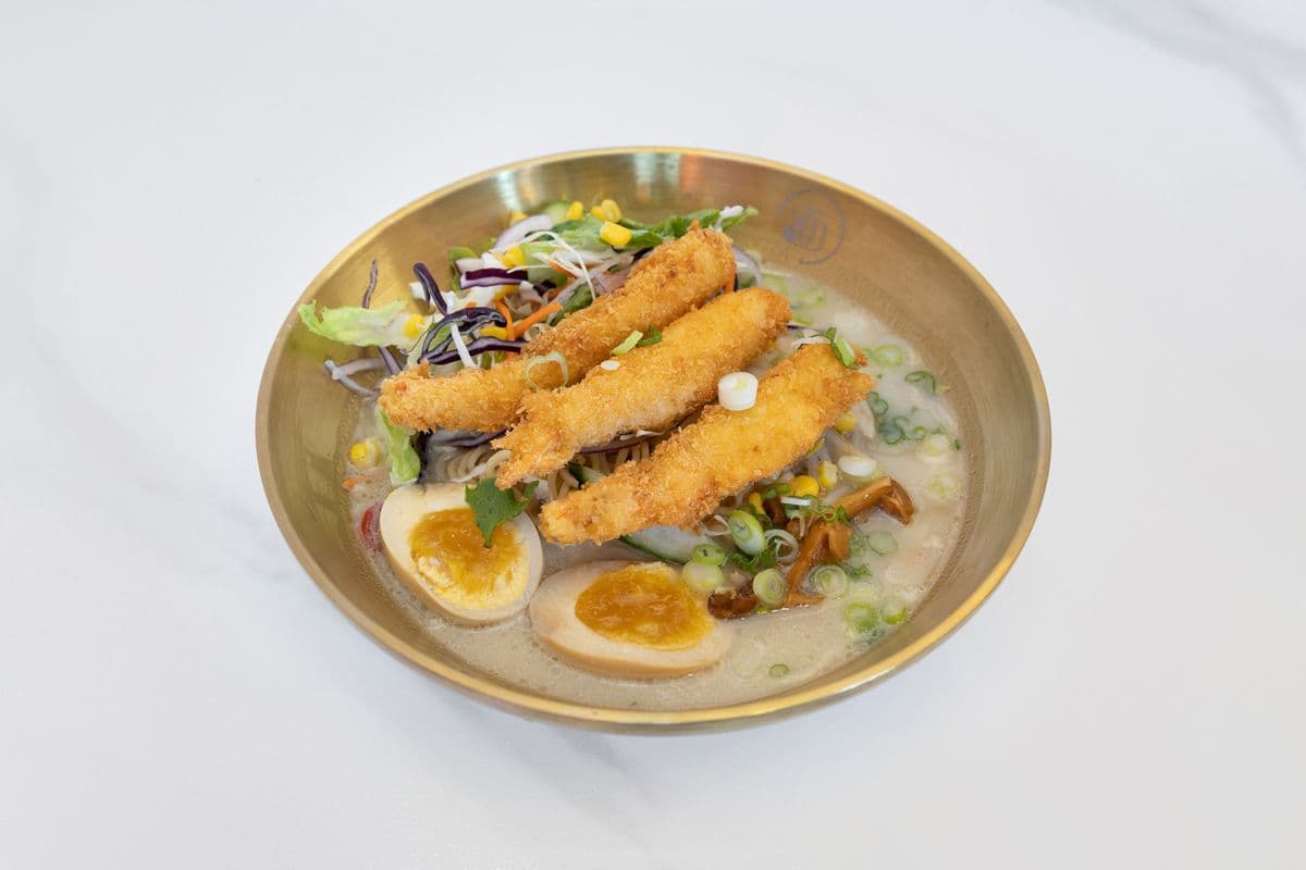 A6. Fried Shrimp Ramen 炸虾拉面