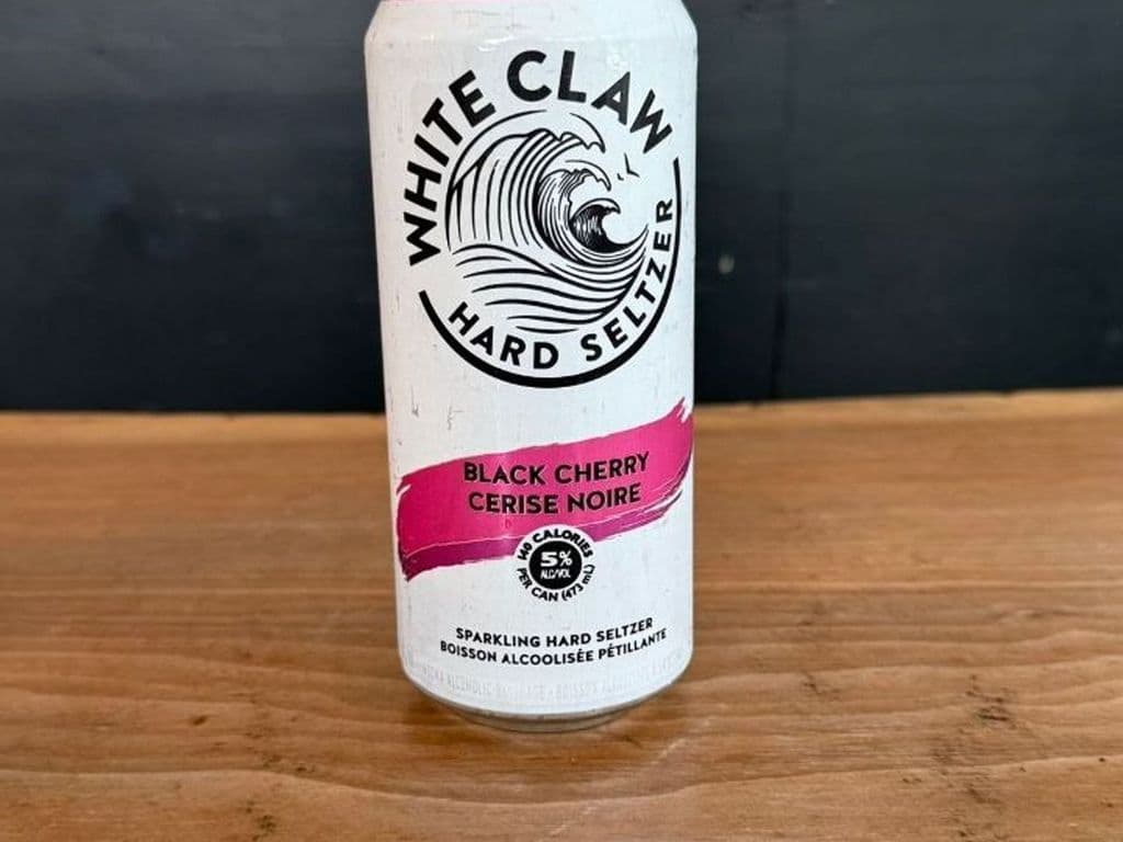White Claw  Black Cherry