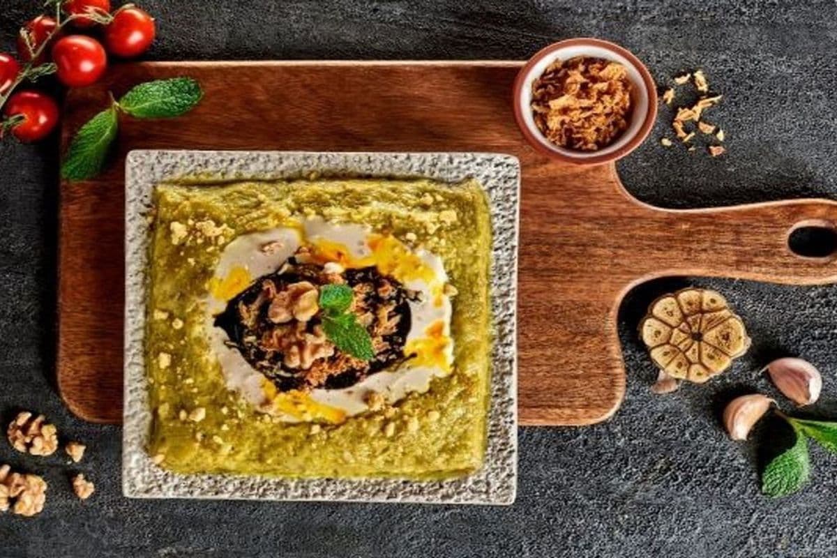 Veggie Eggplant Dish (بادمجان گیاهی)