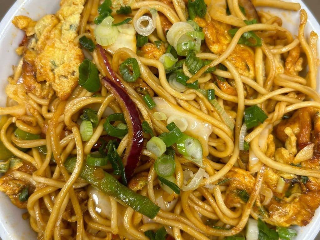 Chicken Hakka Noodles