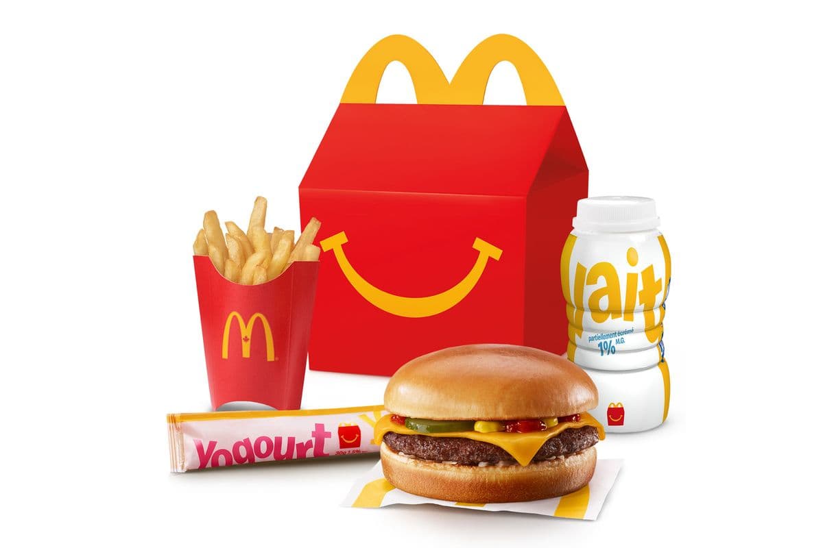 Joyeux festin hamburger fromage - mini-frites [440-550 Cal]