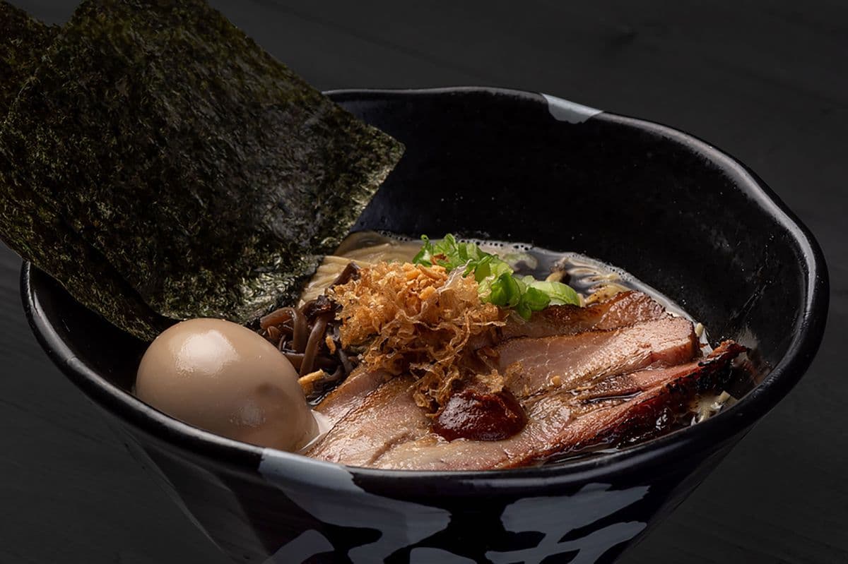 JINYA Tonkotsu Black