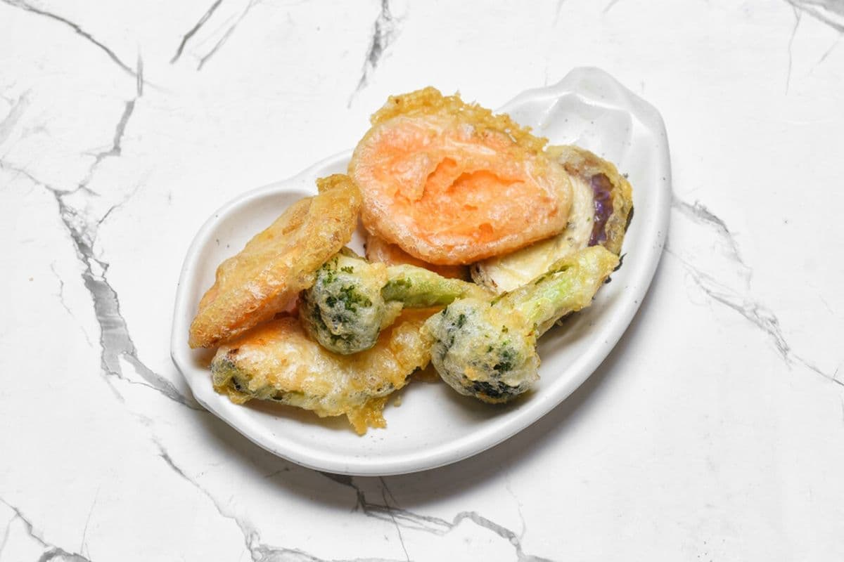 C3. Mixed Vegetable Tempura (6 Pcs)