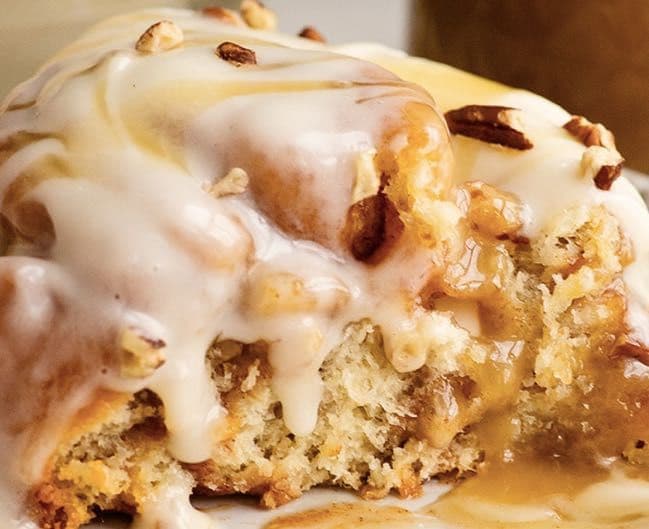 Caramel Pecan Mini Cinnamon bun