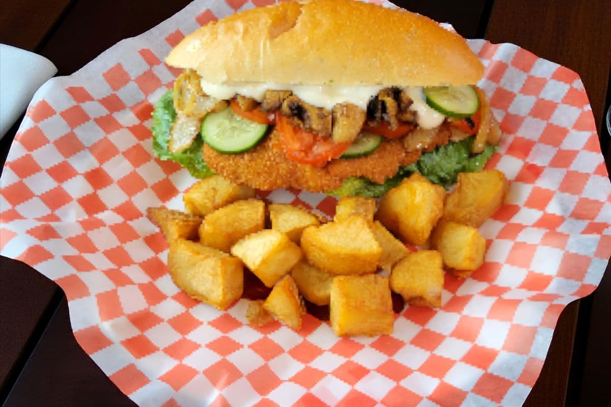 Banquet Burger with Cheese and Bacon