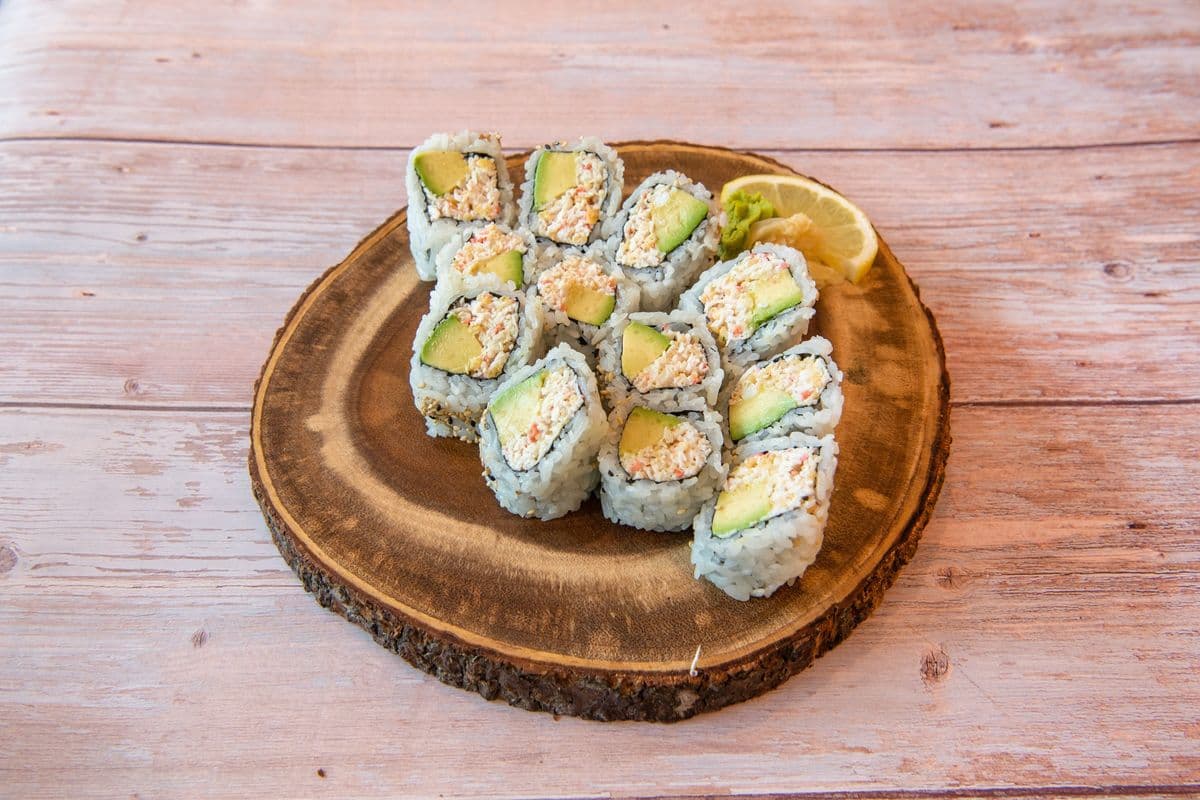 Crab Salad Roll (8 pcs)