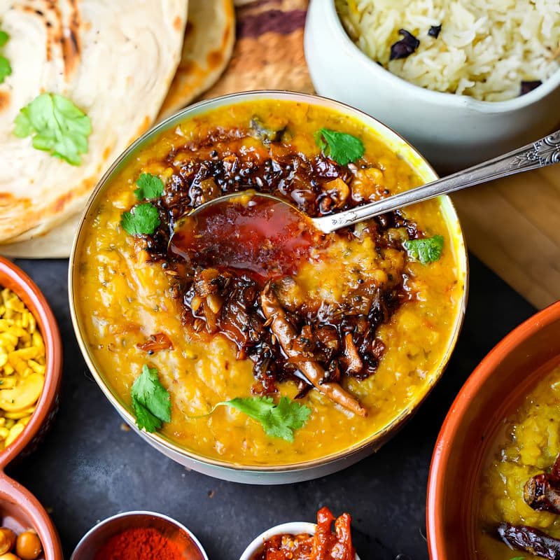 Daal Ghar wali