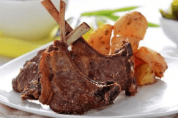 Côtelettes d'agneau grillées (4 mcx)