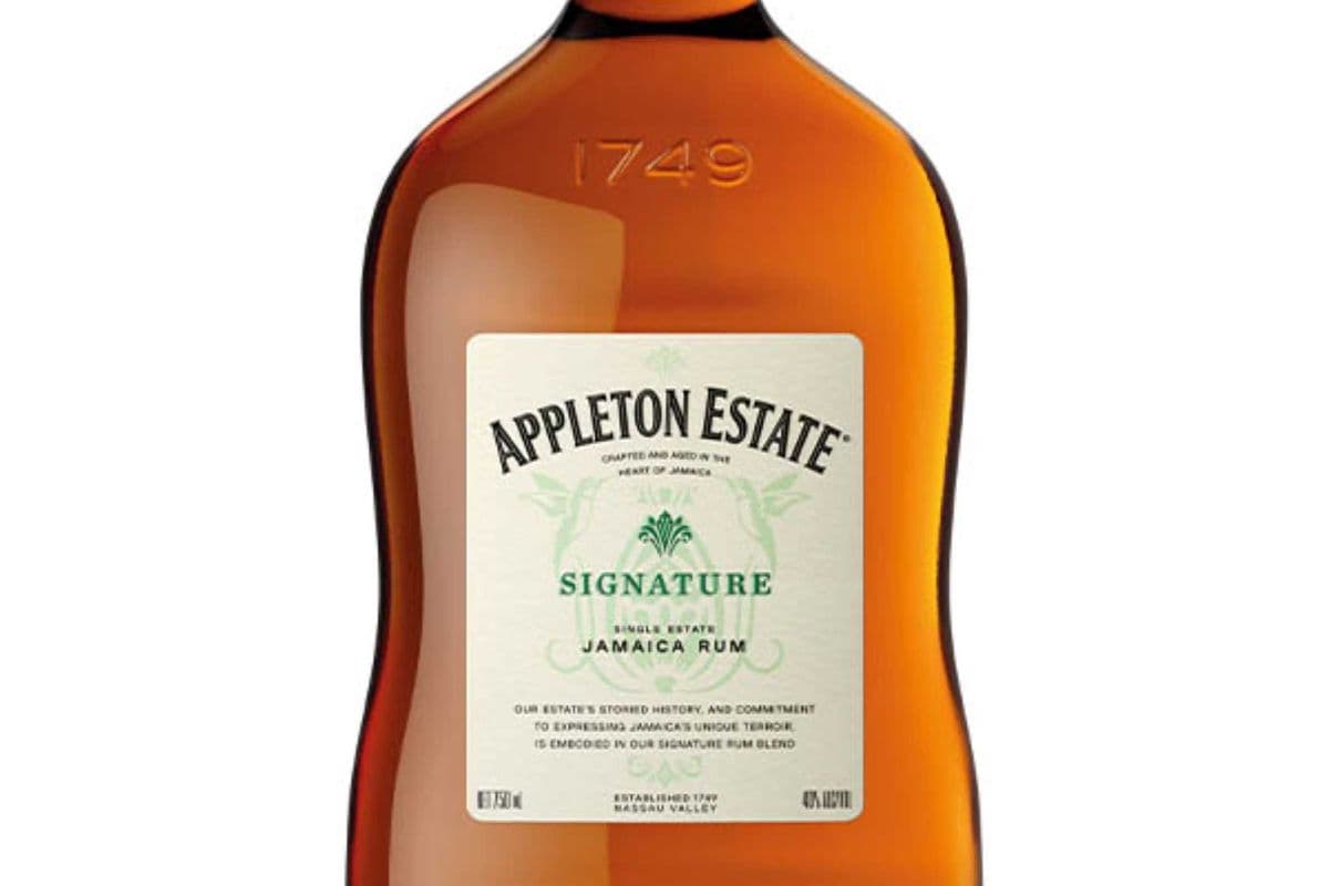 Appleton Estate Signature Blend (1 x 1.75L Bottle)