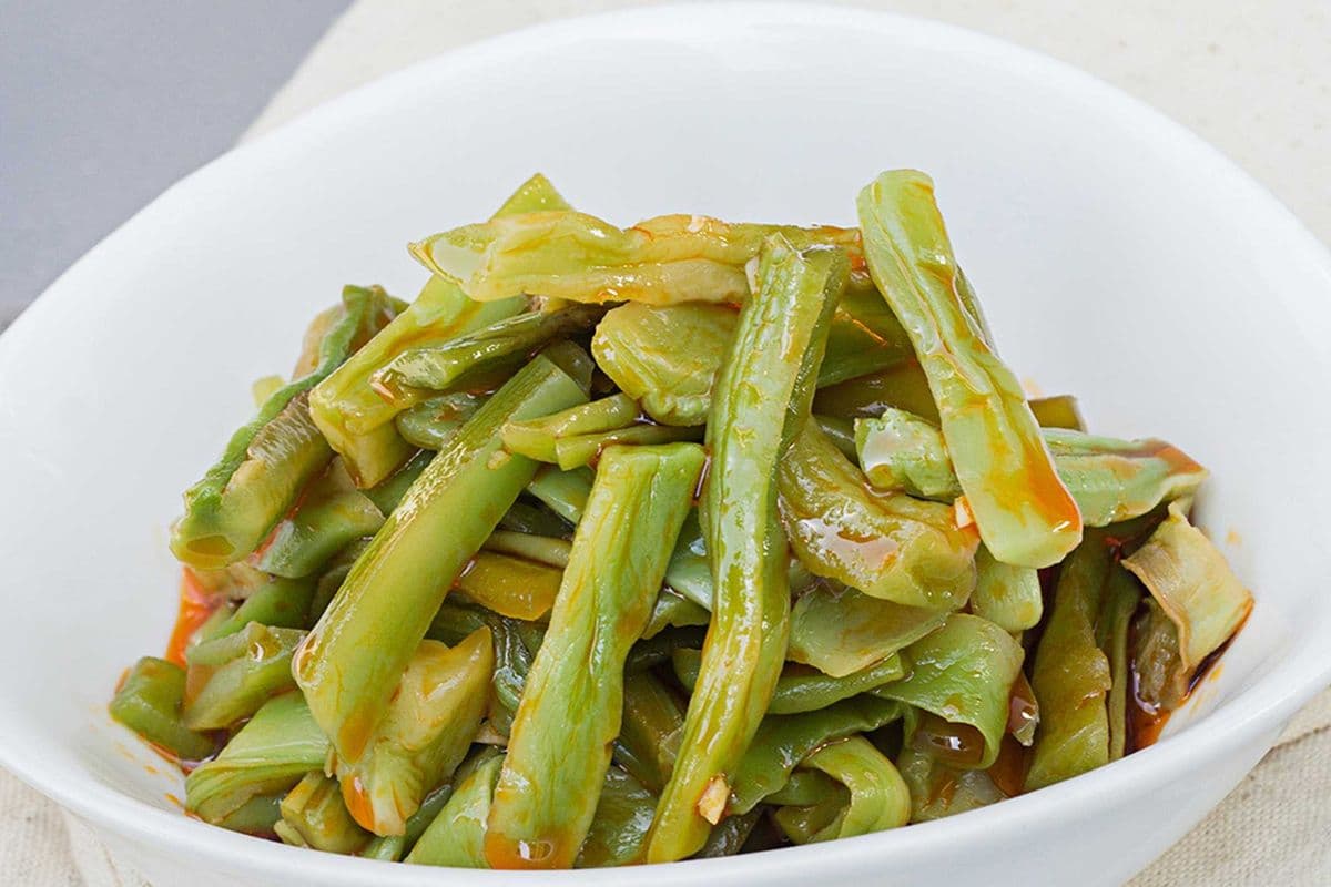 Braised Gongcai 周黑鸭风味贡菜