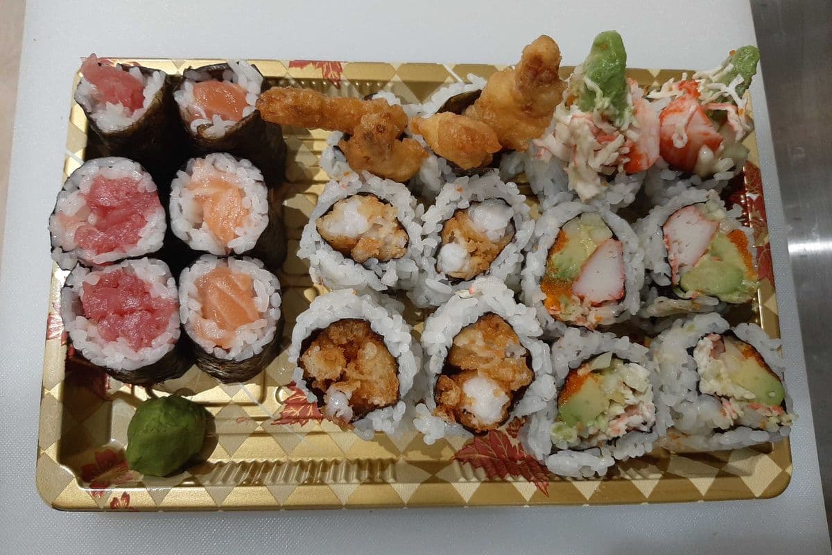 13. California 6pcs, Shrimp Tempura Roll 6pcs , Salmon&Tuna Hoso Maki 6pcs