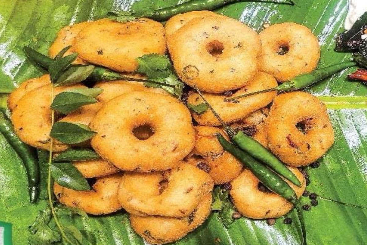 Mini Uzhundhu Vadai (20pcs)